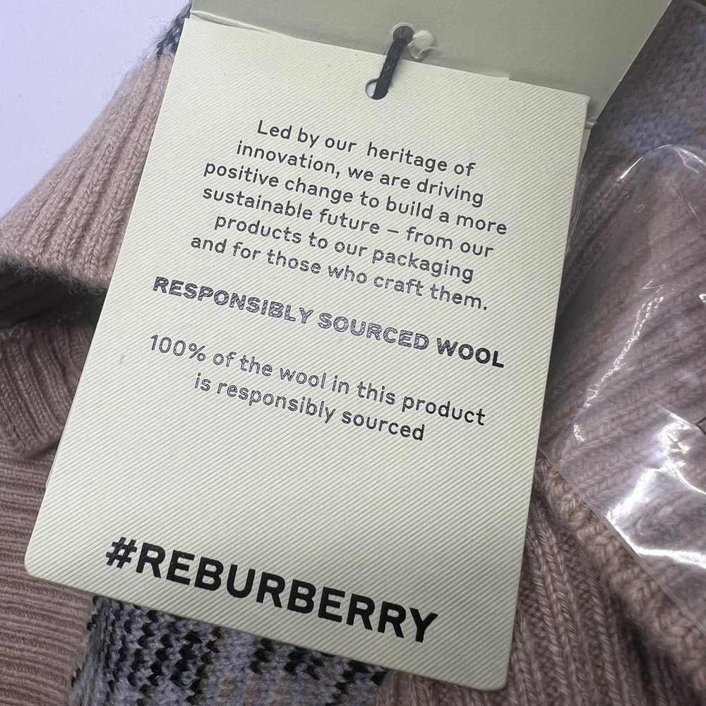 Burberry Kids Gilliane Wool and Cashmere blend pale check cardigan 10y - Picture 5 of 10